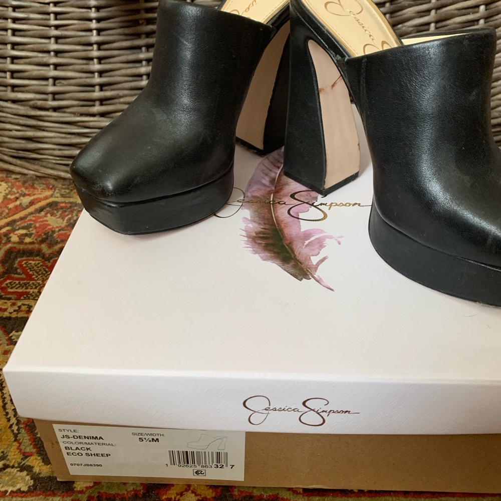 Jessica Simpson Black Leather Platform Mule Heels